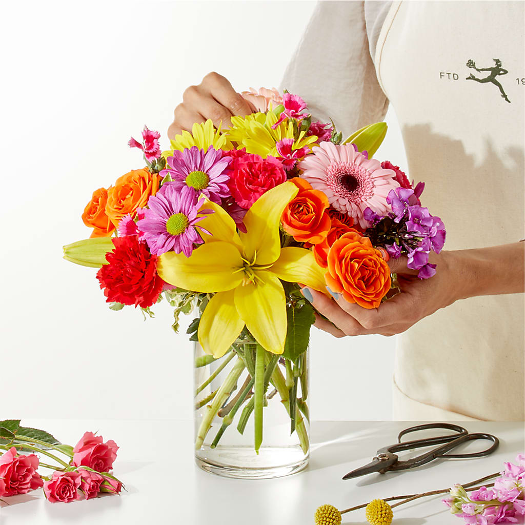 Cue the Confetti - A Florist Original – Heartfield Florist, Huntsville TX