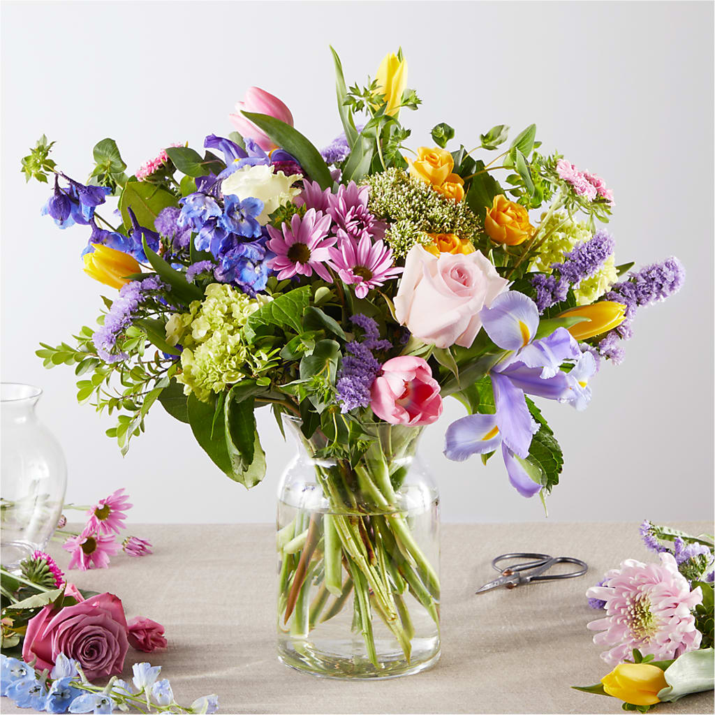 Pastel Tradition - A Florist Original – Heartfield Florist, Huntsville TX
