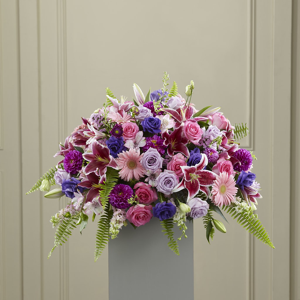 Fare Thee Well Pedestal – Heartfield Florist, Huntsville TX