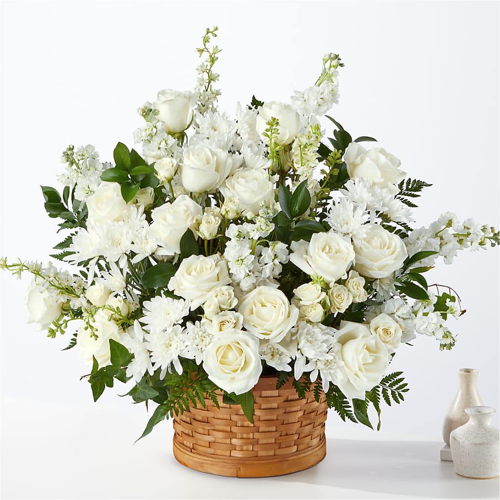 Heartfelt Condolences Arrangement – Heartfield Florist, Huntsville TX