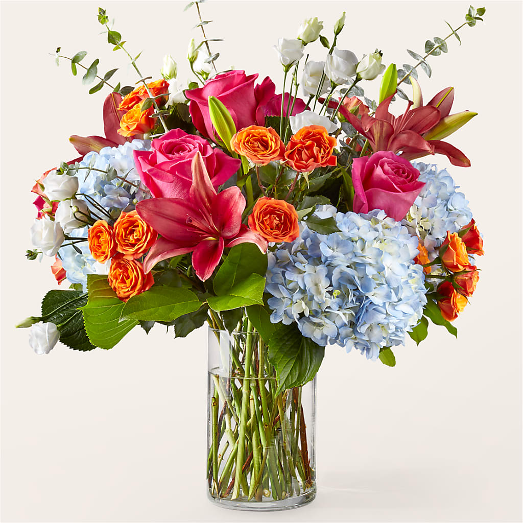 Awestruck Luxury Bouquet – Heartfield Florist, Huntsville TX