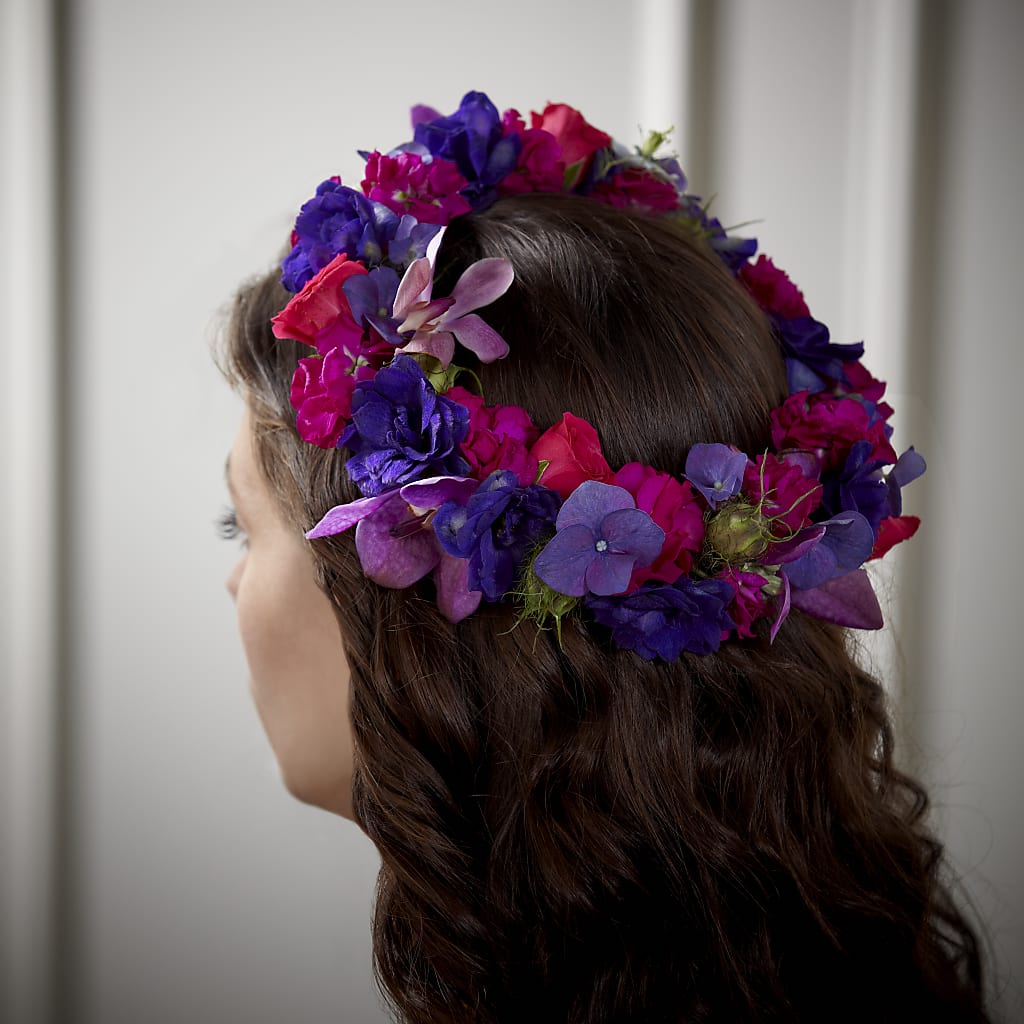 Butterfly Kisses Hair Decor – Heartfield Florist, Huntsville TX
