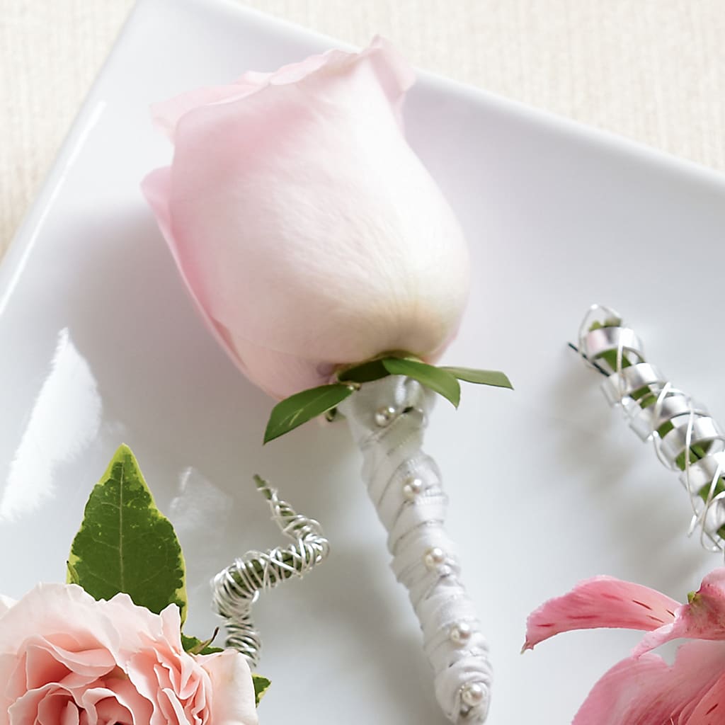 Pink Rose Boutonniere – Heartfield Florist, Huntsville TX