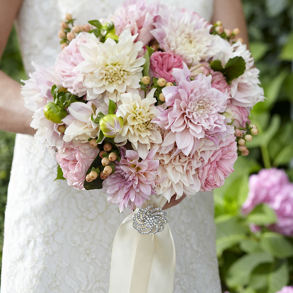Heart's Promise Bouquet – Heartfield Florist, Huntsville TX