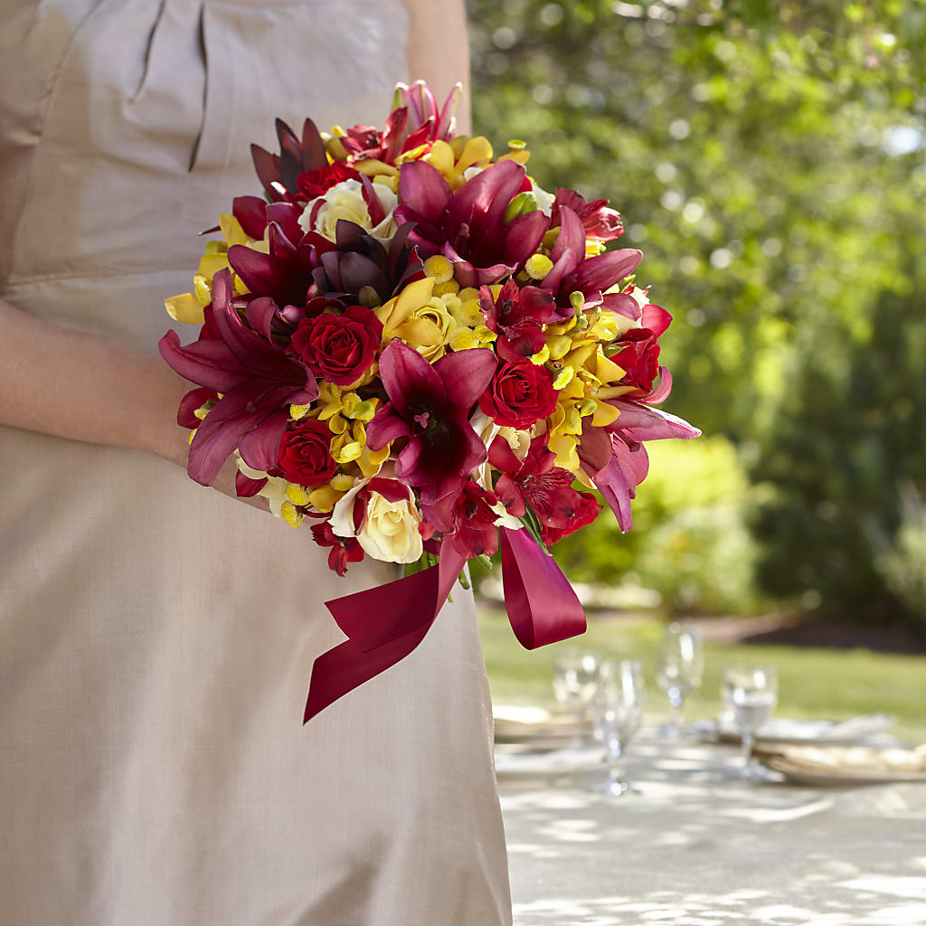 Sunningdale Bouquet – Heartfield Florist, Huntsville TX