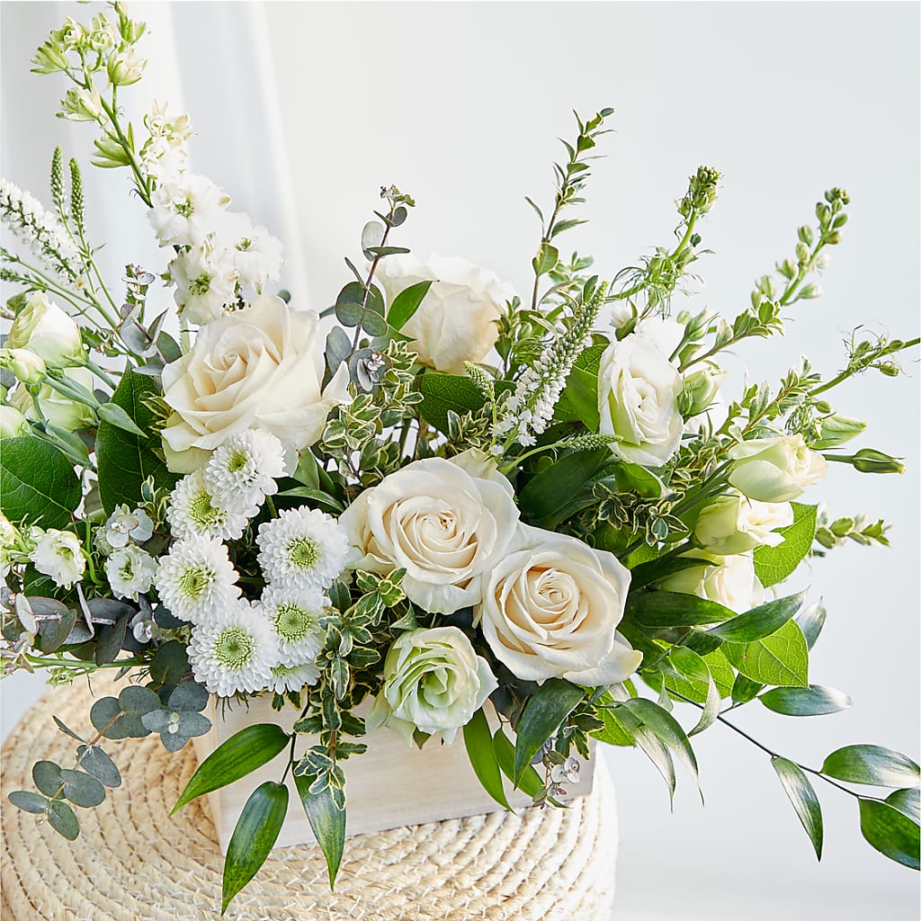 Cashmere Bouquet –  Heartfield Florist, Huntsville TX