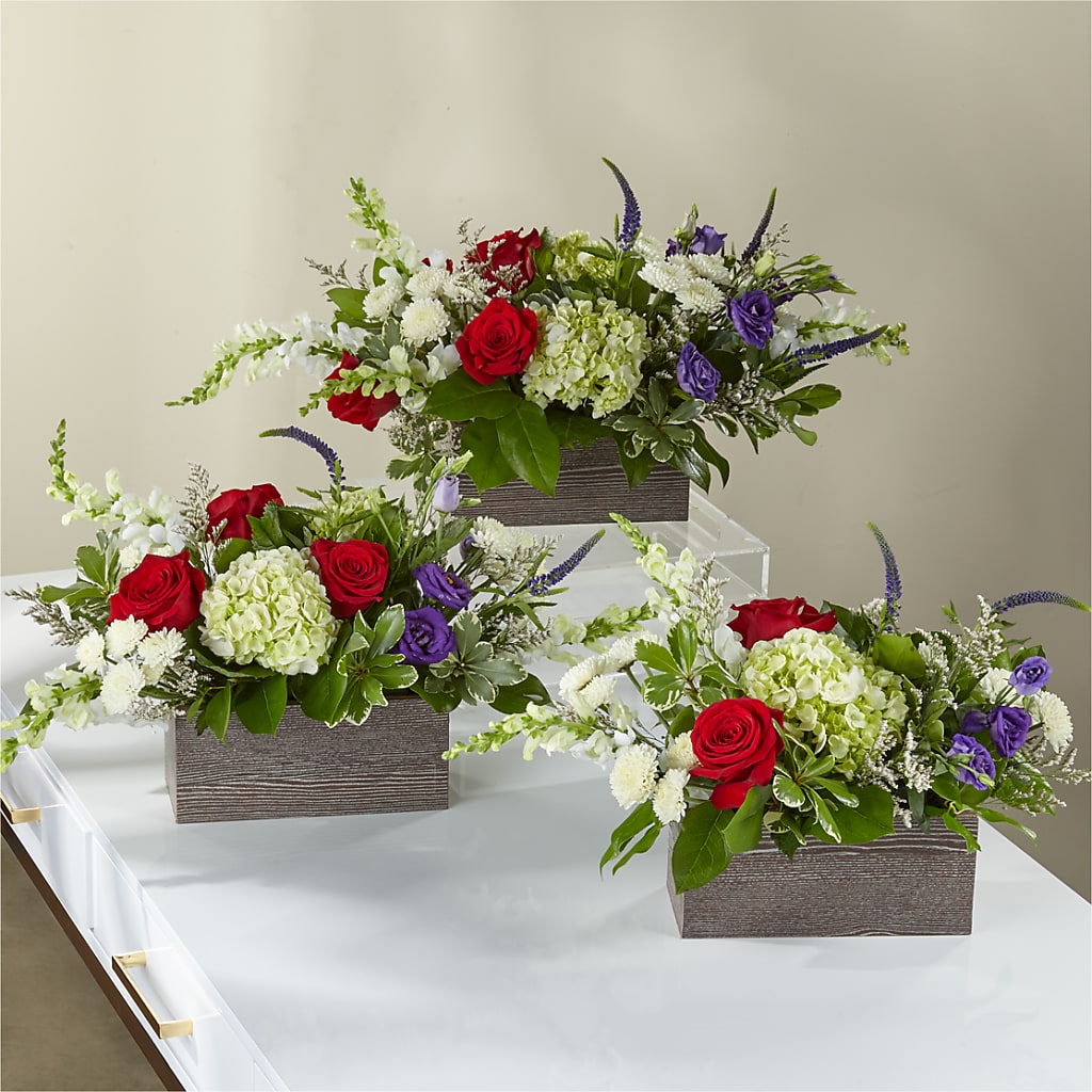 Sweet Magnolia Bouquet –  Heartfield Florist, Huntsville TX