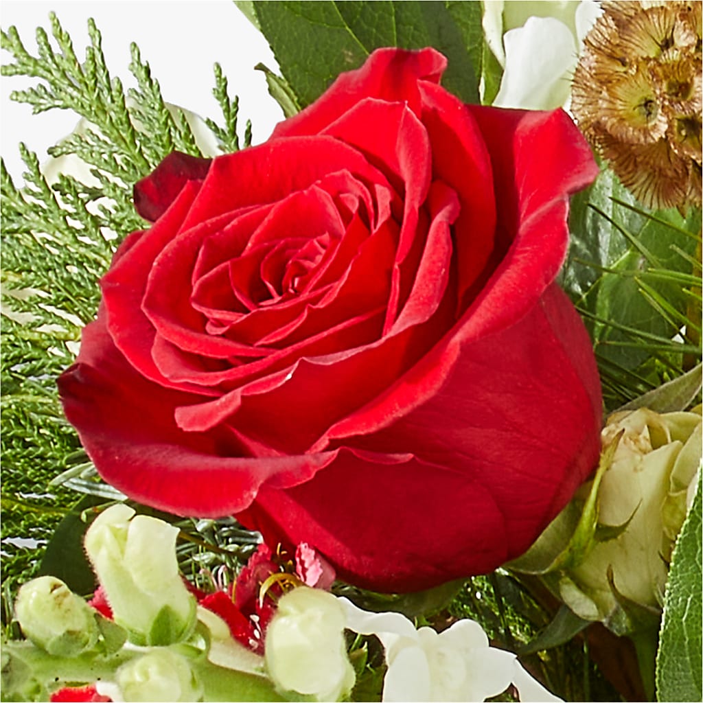 Deck the Halls Bouquet –  Heartfield Florist, Huntsville TX