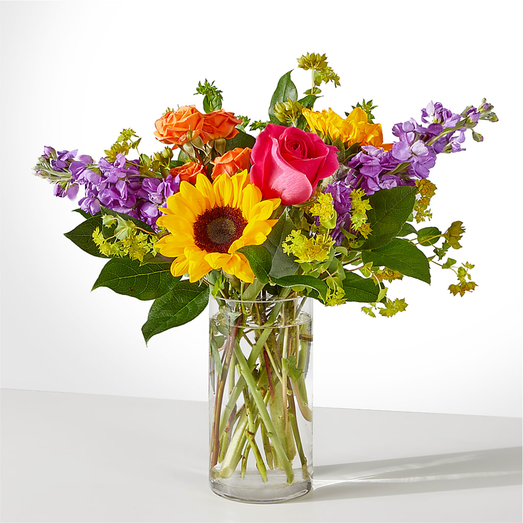 Vibrant Greetings Bouquet –  Heartfield Florist, Huntsville TX