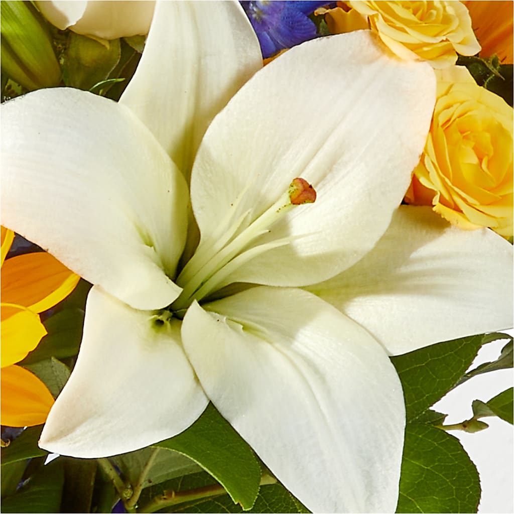 Wonderfully Sunny Bouquet –  Heartfield Florist, Huntsville TX